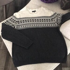 RW&CO Men’s XXL Dark Grey and Cream Patterned Sweater